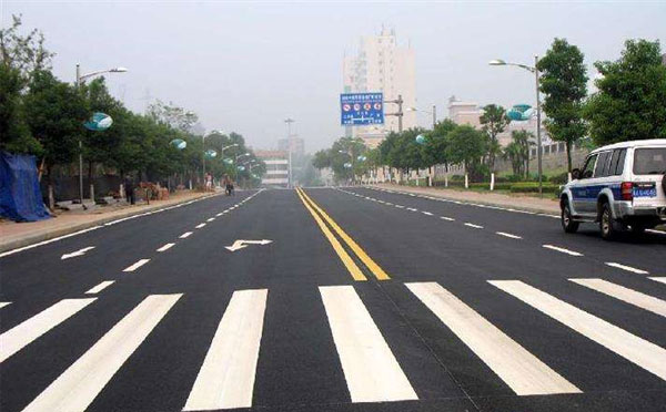 安定标线涂料在安定环氧地坪项目中的选择与应用